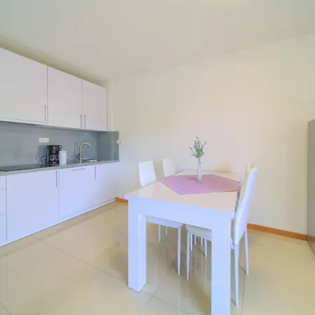 Semesterbostad Adria House Sveti Anton (Krk)